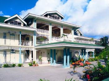 Hotel Palm Beach 3 *** / Praslin / Seychelles