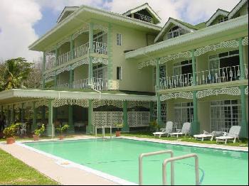 Hotel Palm Beach 3 *** / Praslin / Seychelles