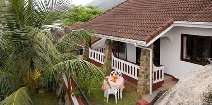 Eden's Holiday's Villas Hotel de charme 3 *** / Mah / Seychelles