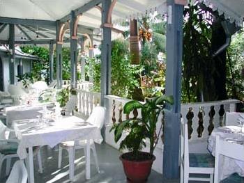 Hotel Anse Boileau 2 ** / Mah� / Seychelles