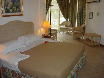 Hotel Berjaya Beauvallon Bay Beach Resort 3 *** / Mah� / Seychelles