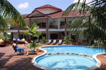 Hotel Le Duc de Praslin 3 *** / Praslin / Seychelles