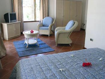 Hotel Villas de Mer 2 ** / Praslin / Seychelles
