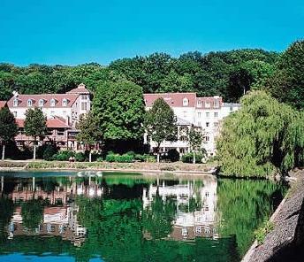 Spa Caudalie / Hotel Les Etangs de Corot 4 **** / Ville d ...