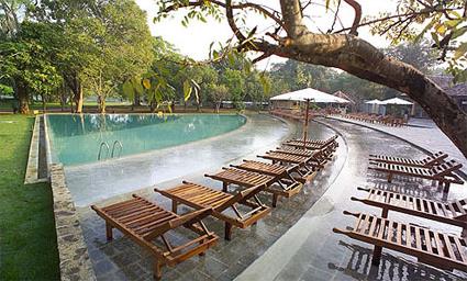 Hotel Chaaya Village 4 **** / Habarana / Sri Lanka