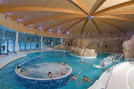 http://www.magiclub.com/magiclub/visuals/thalasso_france_balneotherapie_1.jpg