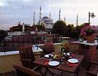Demeure Ottomane Uyan / Istanbul / Turquie - Terrasse avec vue sur la Mosqu�e Bleue