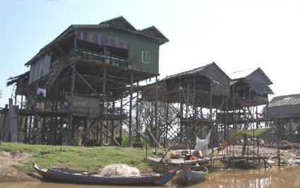 Les Excursions  Siem Reap / Kompong Pluk et la fort engloutie / Cambodge