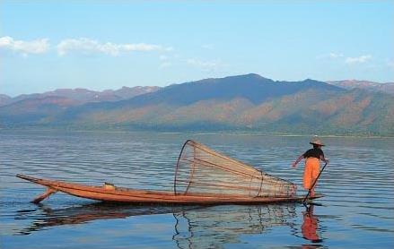 Les Excursions au Lac Inl / Les sentes du pays Shan / Birmanie