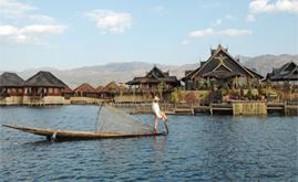 Les Hotels au Lac Inl / Birmanie