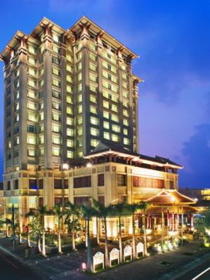 Hotel Imprial 4 **** / Hu / Vietnam