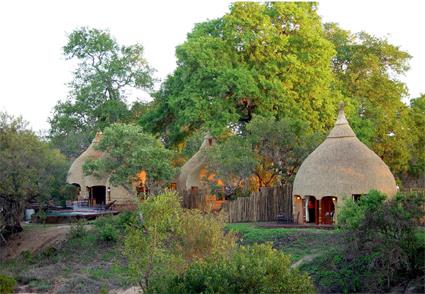 Hoyo-Hoyo Tsonga Lodge 3 *** / Concessions Prives du Parc Kruger / Afrique du Sud