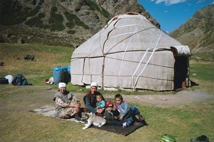 Les Circuits en Asie centrale / Des hommes et des chevaux / Kirghizstan