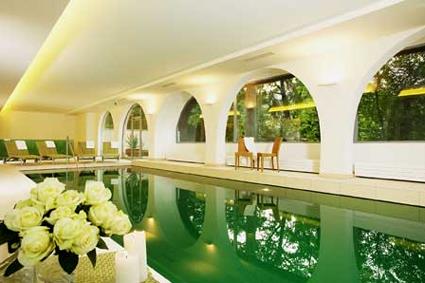 Hotel Schloss Weikersdorf 4 **** / Baden / Autriche