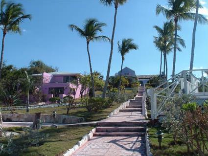 Hotel Romora Bay 3 *** Sup. / Harbour Island / Bahamas