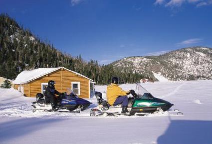 Dcouvertes Motoneige / La piste des Amrindiens / Canada