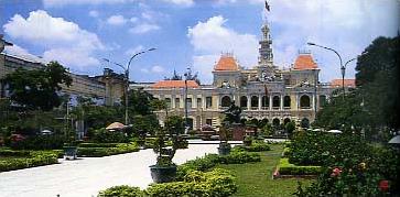 Circuit au Vietnam / Du Mkong au Tonkin / Htel de Ville de Ho Chi Minh