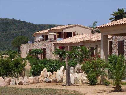 Rsidence Marina d'Arone 2 ** / Ajaccio / Corse