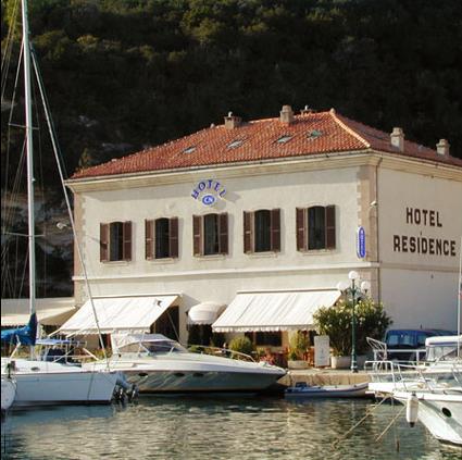 Hotel Centre Nautique 3 *** / Bonifacio / Corse