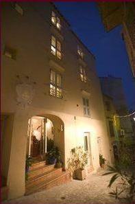 Hotel Le Colomba 3 *** / Bonifacio / Corse