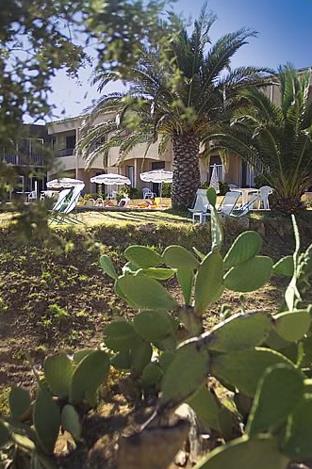 Hotel Funtana Marina 2 ** / Ile Rousse / Corse