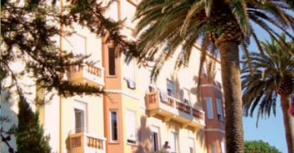 Hotel Splendid 2 ** / Ile Rousse / Corse