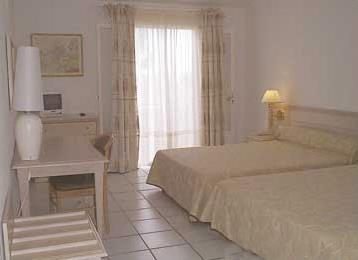 Hotel San Pieru 3 *** / Tarco / Corse