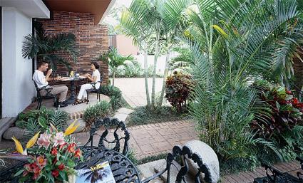 Hotel Barcelo Ricon Del Valle 2 ** / San Jos / Costa Rica