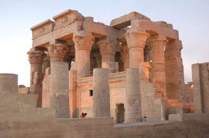 Croisire Splendeurs du Nil et de la Mer Rouge  / Au Dpart de Louxor / Egypte