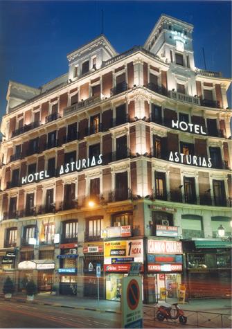 Hotel Asturias 2 ** / Madrid / Espagne 