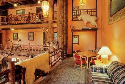 Hotel Lake Mc Donald Lodge 3 *** / Glacier / Montana