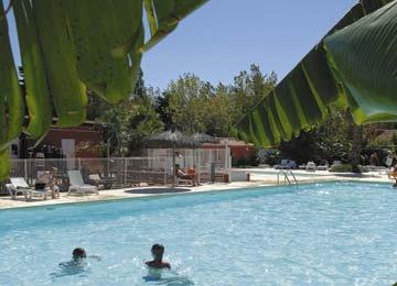 Camping Caravaning Le Soleil Bleu 4 **** / Le Barcars / Languedoc - Roussillon