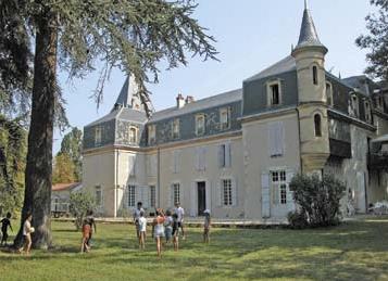 Camping Caravaning Le Chateau d' Allot 2 ** / Bo / Lot-et-Garonne