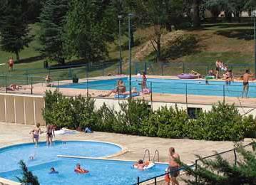 Camping Caravaning Le Chateau d' Allot 2 ** / Bo / Lot-et-Garonne