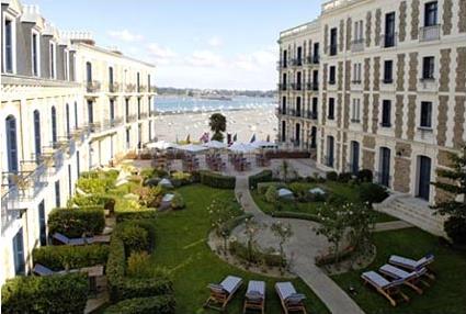 Grand Hotel Barrire 4 ****  / Dinard / France