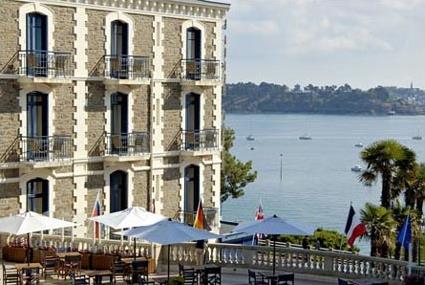 Grand Hotel Barrire 4 ****  / Dinard / France