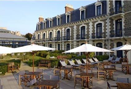 Grand Hotel Barrire 4 ****  / Dinard / France