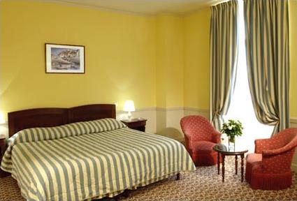 Grand Hotel Barrire 4 ****  / Dinard / France