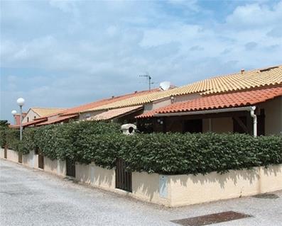 Rsidence Le Hameau Catalan 2 ** / Le Barcars / Languedoc - Roussillon