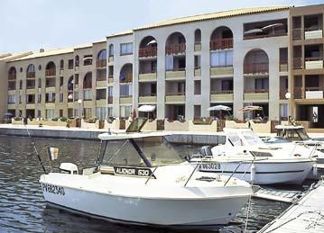 Rsidence Marina Soleil Bleu 2 ** / Le Barcars / Languedoc - Roussillon