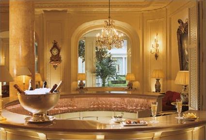 Hotel Bristol 4 **** / Paris / France