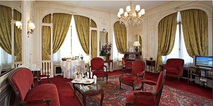 Hotel Raphael 4 **** / Paris / France