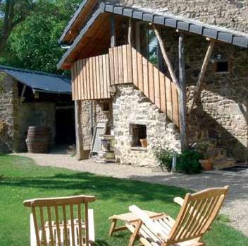 Court Sjour - Week-end / Nature et bien-tre au coeur des combrailles d'Auvergne / Chteauneuf les Bains (Puy de Dme)