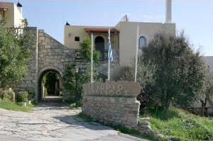 Hotel Arolithos 4 **** / Arolithos / Crte