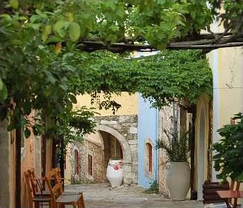 Hotel Arolithos 4 **** / Arolithos / Crte