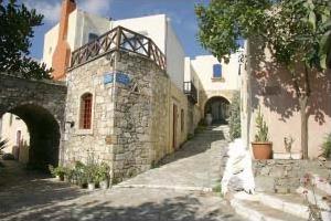 Hotel Arolithos 4 **** / Arolithos / Crte