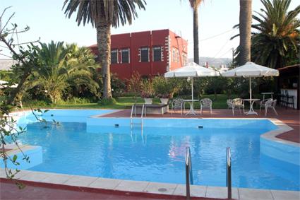 Hotel Oasis 2 ** / La Chane / Crte