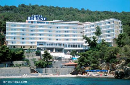 Hotel Sirne 4 **** / Poros / Grce continentale