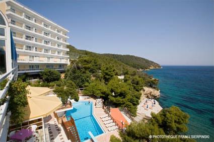 Hotel Sirne 4 **** / Poros / Grce continentale