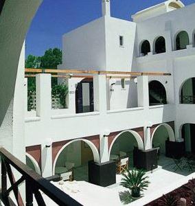 Hotel Kallisti Thera 4 **** / Santorin / Grce